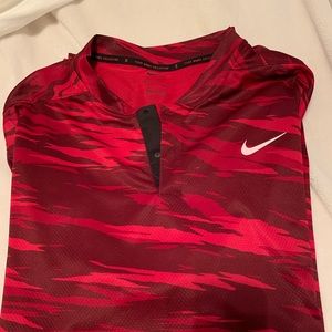 Nike dri fit golf shirt - tiger woods